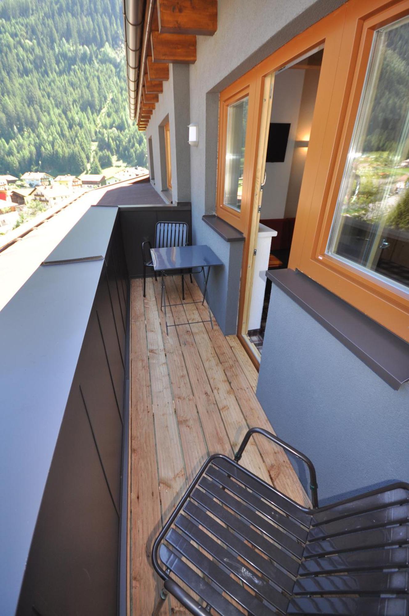Apart - Und Fruehstueckspension Jaegerheim Kaunertal Ruang foto