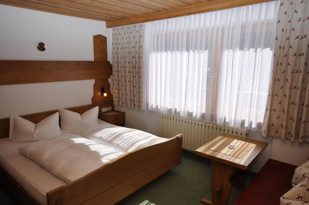 Apart - Und Fruehstueckspension Jaegerheim Kaunertal Bagian luar foto